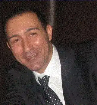 DHP Lazzaro Pisu, hypnotherapy and alternative therapies expert in Vancouver & Richmond - Professional hypnotherapy to overcome stress, anxiety, depression, and addictions. Live your best life with in-person or online sessions. - Lazzaro wellness coaching session in Vancouver office